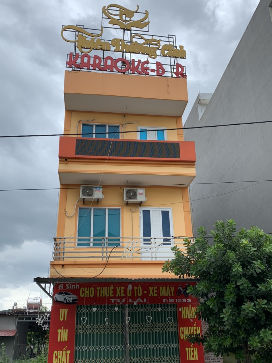 Quán karaoke Thiên Đường, thị trấn Nham Biền, huyện Yên Dũng